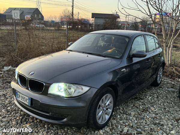 BMW Seria 1 120d DPF Edition Sport - 2