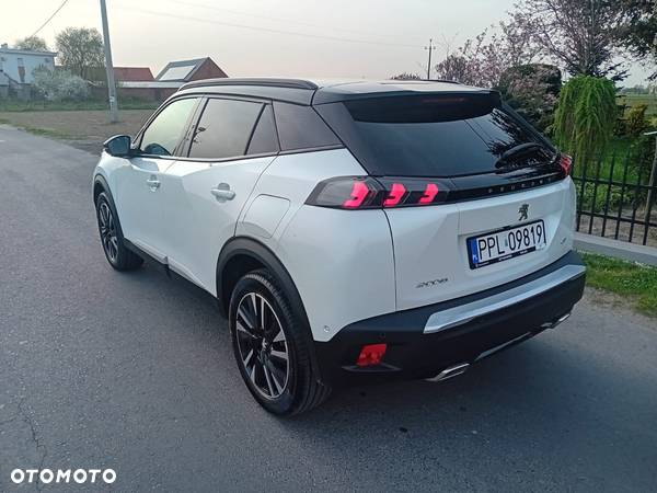 Peugeot 2008 1.2 PureTech GT S&S EAT8 - 5