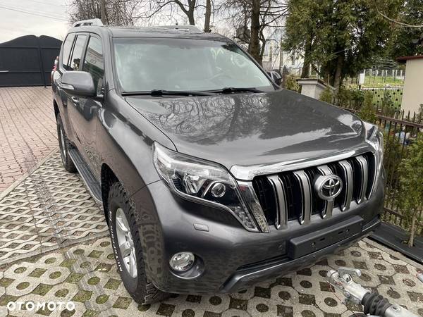 Toyota Land Cruiser LC 3.0 D-4D Prado - 2