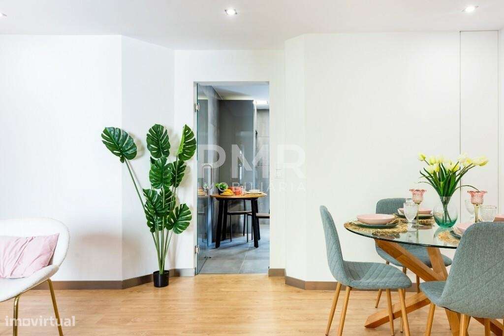 Apartamento T3 remodelado nos Olivais-19