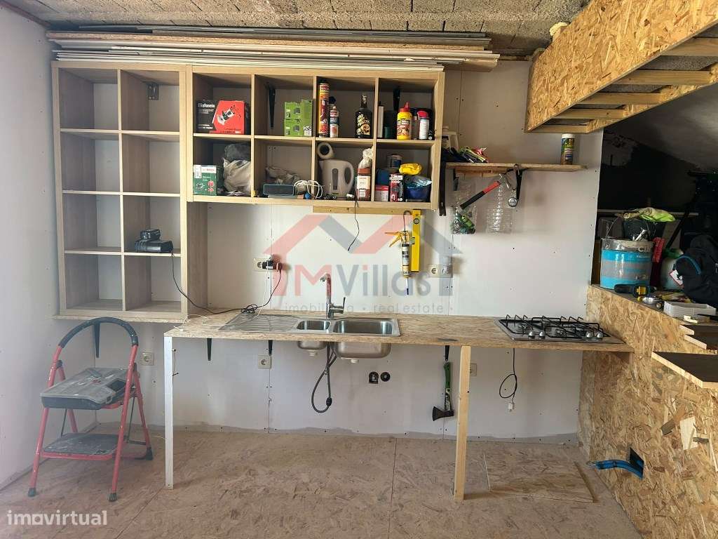 Moradia V2 renovada com terreno em Salir - Loulé-5