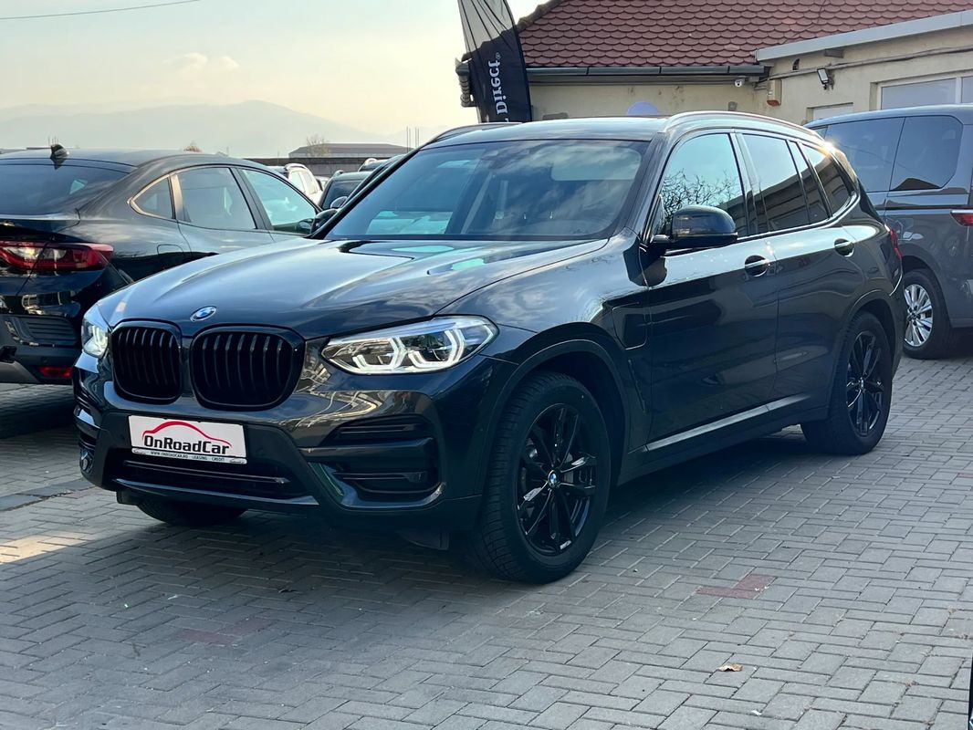 BMW X3 xDrive30e AT PHEV - 1