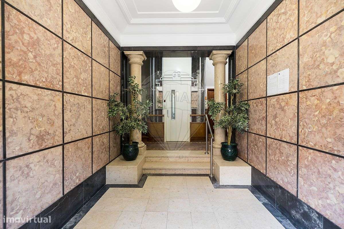 Apartamento T4 para venda - Grande imagem: 3/29