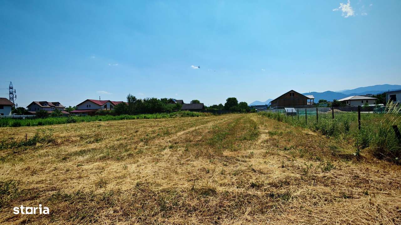 BARTOLOMEU,intravilan,intre case,suprafata de 774 mp,constructii P+2-13