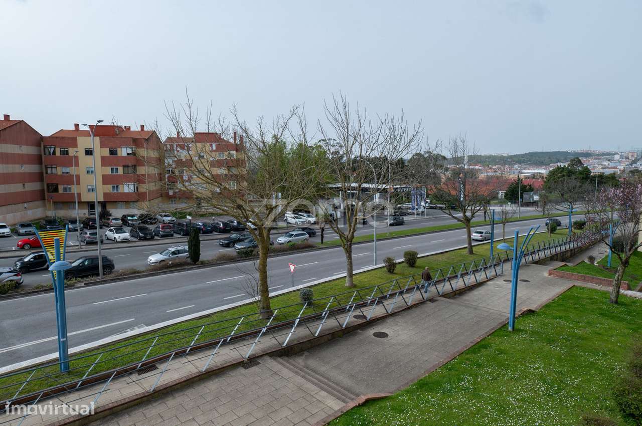 Apartamento T2 remodelado à venda, Venteira-35