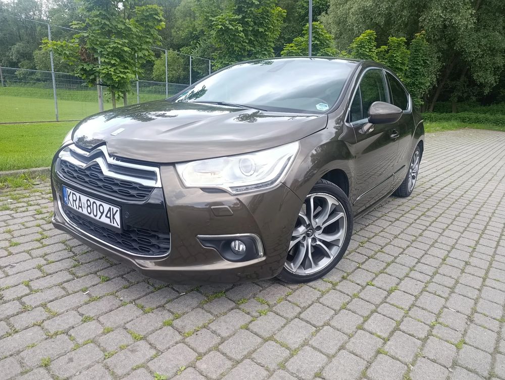 Citroën DS4 1.6 THP Pure Pearl 2011