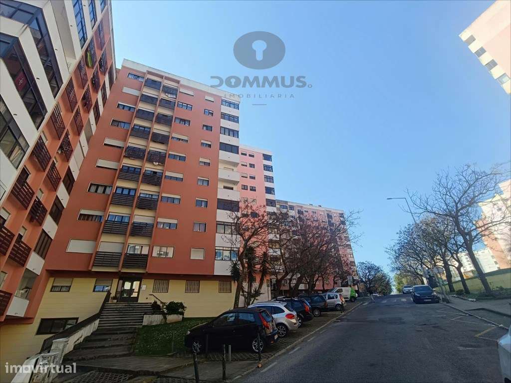 Apartamento T2 em São Marcos com Arrecadação-23