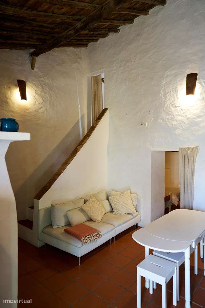 Casinha Rústica na Aldeia da Jurumenha/ Évora / Rio Guadiana - Grande imagem: 3/22