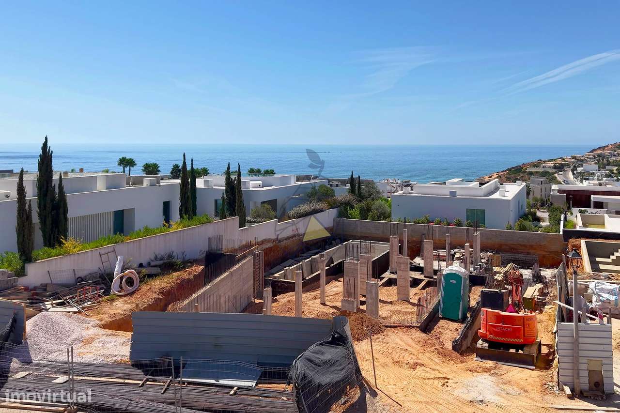 Moradia T3 Moradia de luxo em traçado contemporâneo em Porto de Mós - - Grande imagem: 4/28