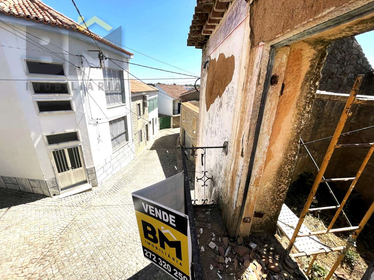 Moradia para Restaurar T0 Venda em Escalos de Cima e Lousa,Castelo Bra - Grande imagem: 2/9