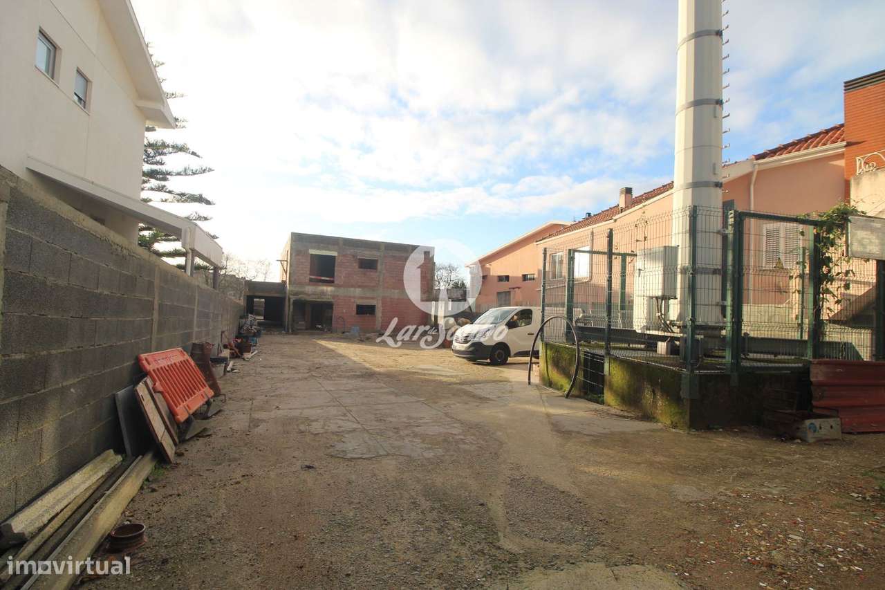 Moradia T4, em construção, situada em Fânzeres - Grande imagem: 5/40