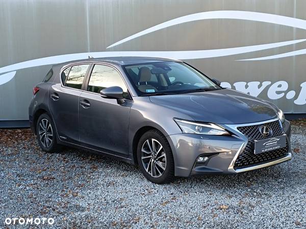 Lexus CT - 6