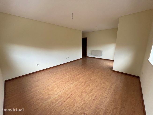 Apartamento T3 com garagem dupla – São Bernardo-18