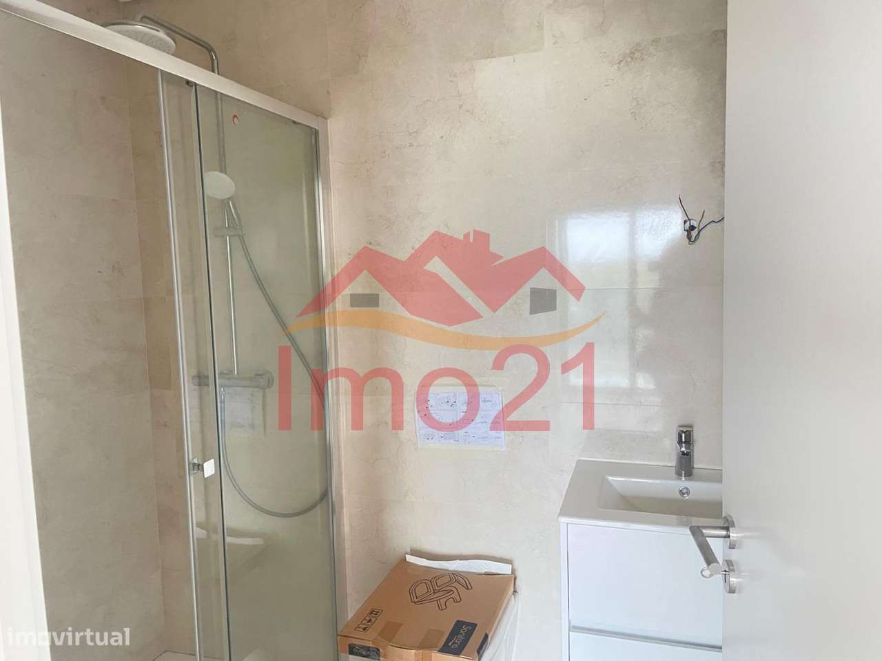 T2 Duplex com Terraço novo em Esgueira-11