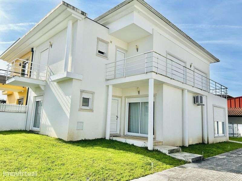 Moradia T4 | Alquerubim, Albergaria-a-Velha