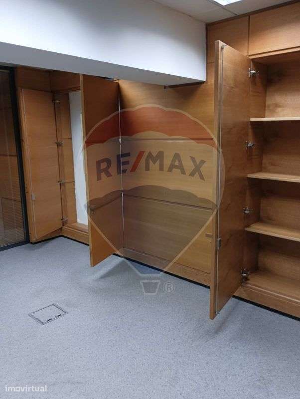 Loja  para arrendamento - Grande imagem: 5/12