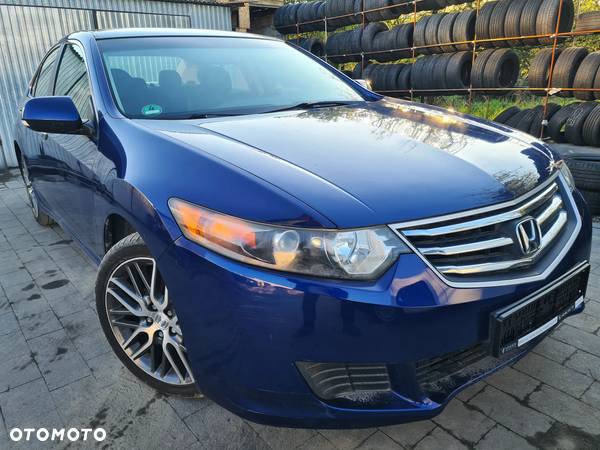 Honda Accord 2.0 Comfort - 2