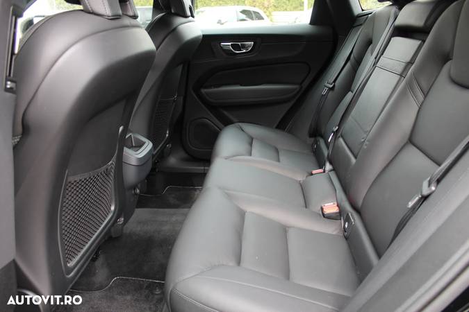 Volvo XC 60 B4 D AWD Geartronic RDesign - 13