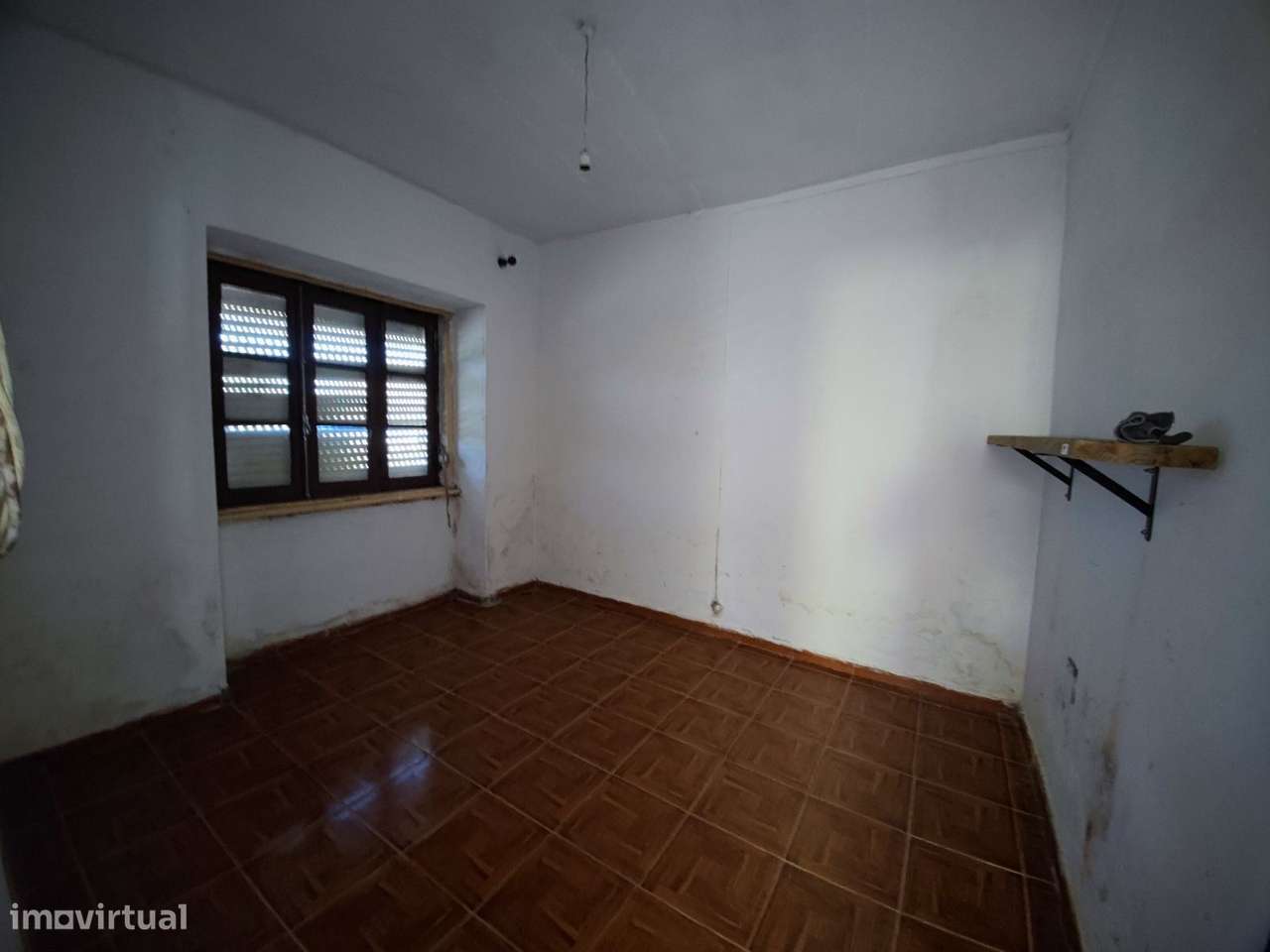 Moradia com terreno, junto à Figueira da Foz - Grande imagem: 4/13