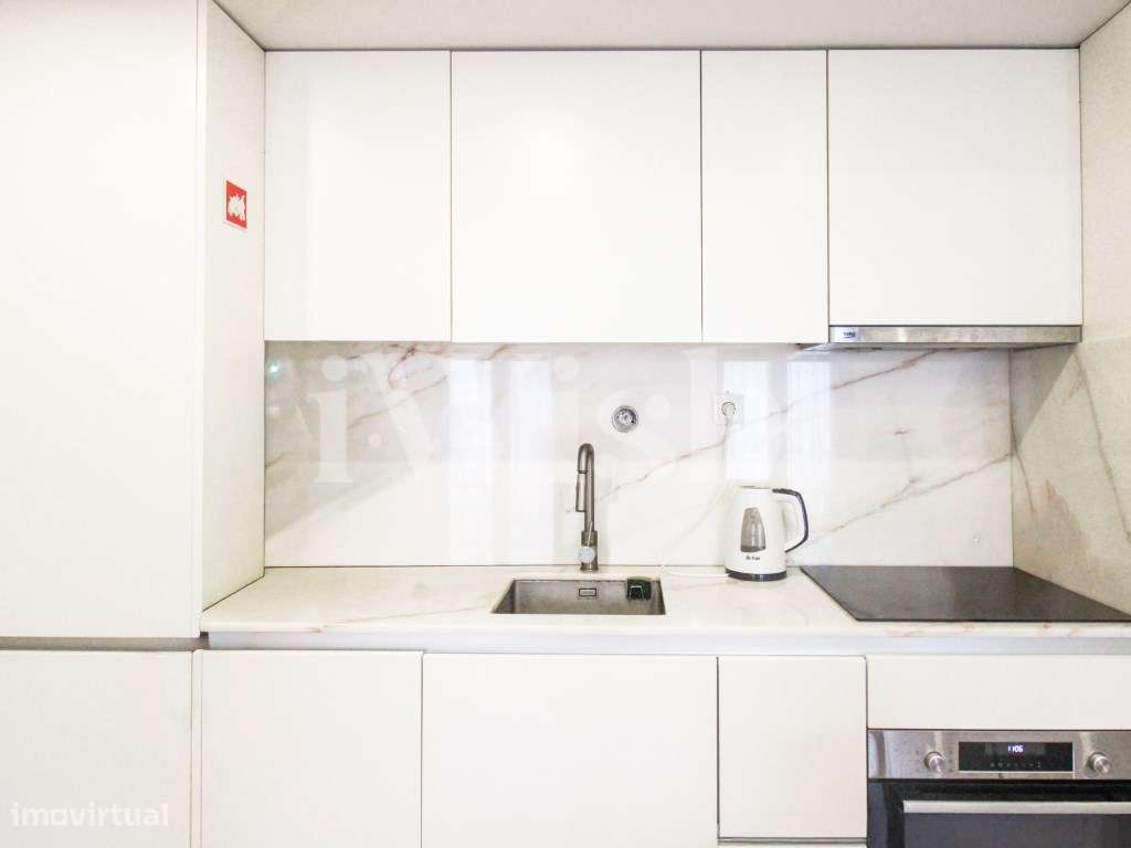 Apartamento T1 com Estacionamento + Já Arrendado no Centro do Porto... - Grande imagem: 4/29