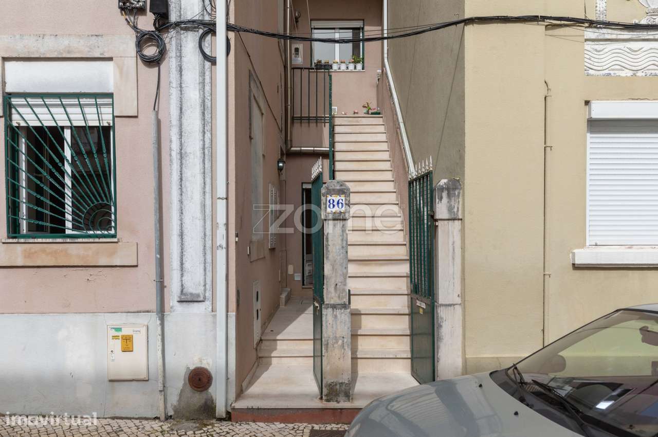 Prédio composto por dois apartamentos | Guerra Junqueiro | Coimbra-45