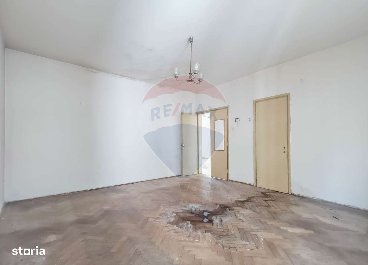 Vanzare Apartament 3 Camere, 2 Balcoane+2 Boxe, Universitate-P. Romana