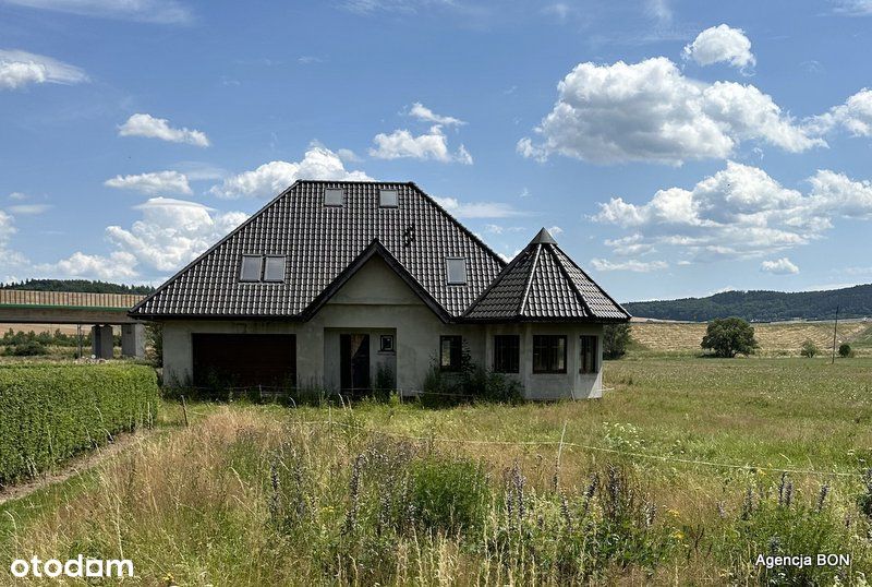 Dom jednorodzinny na dużej działce