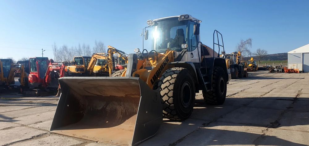 Liebherr L550 2015
