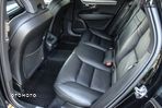 Volvo V90 D4 Geartronic Momentum Pro - 26