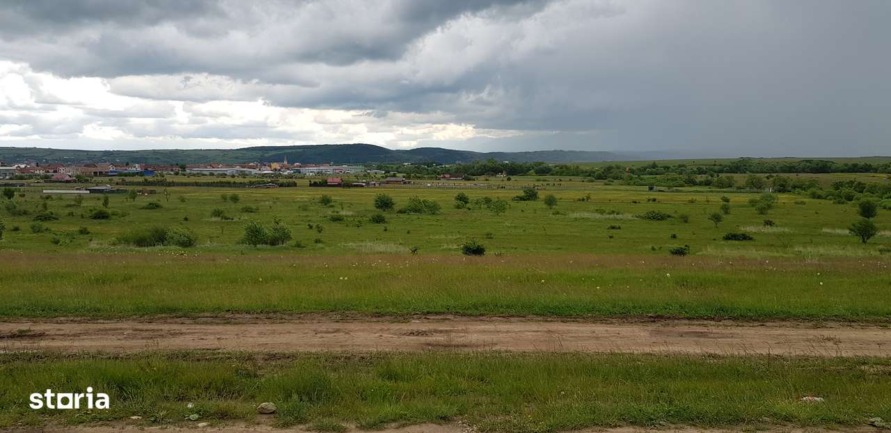 Vand teren  de investitie, 1000 mp., situat in zona Shopping City-4