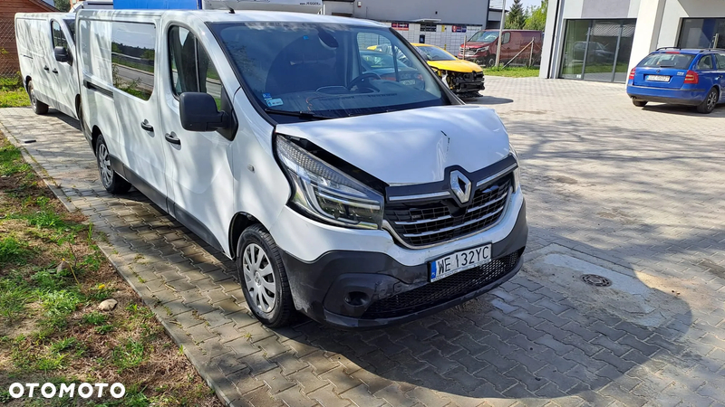 Renault TRAFIC - 6