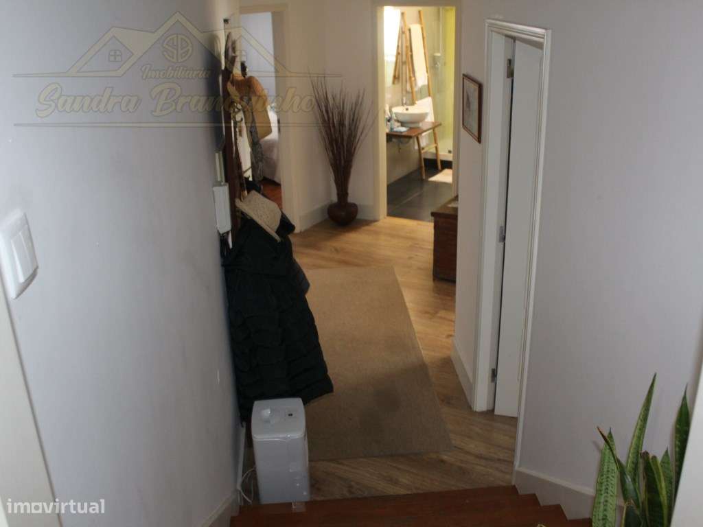 Apartamento T2 com garagem a 10min da praia-21