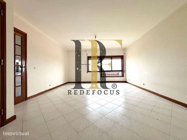 Apartamento T3 no Centro de Santa Maria de Lamas-2