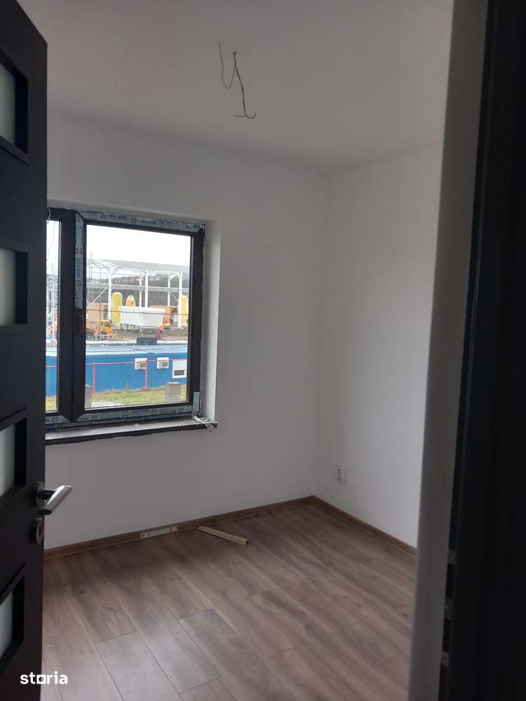 Casa S+P+M,cu garaj,cu pivniță, 6 cam,teren 520 mp,Corunca-4