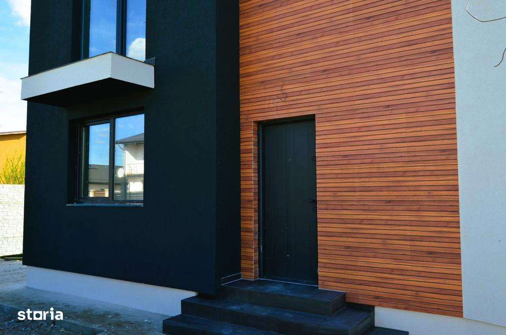 Casa/Vila Parter + 1Etaj/4 camere/Com.Berceni/Comision 0% - Imagine principală: 3/18