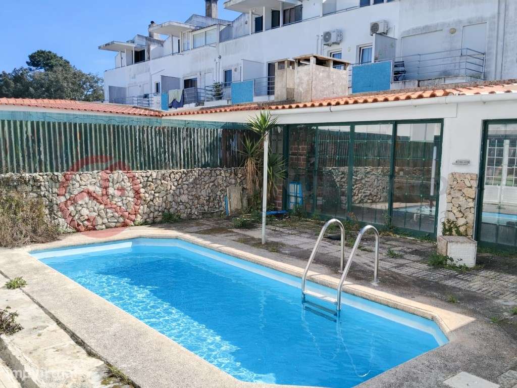 Moradia T3 com Piscina e Garagem a Minutos das Praias de Sesimbra - Grande imagem: 2/30