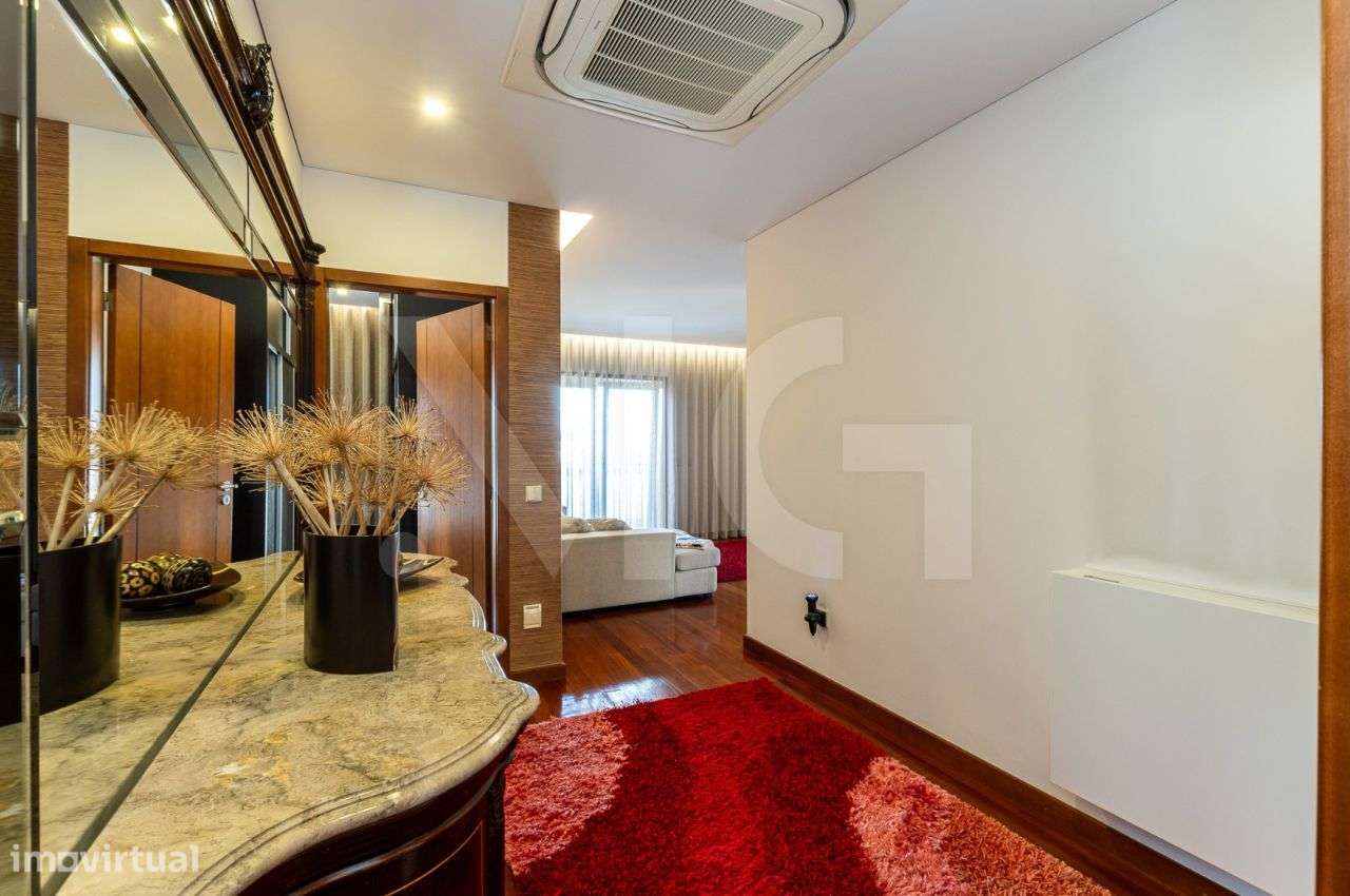 Moradia T3, com Varanda, jardins e Piscina em Felgueiras-47