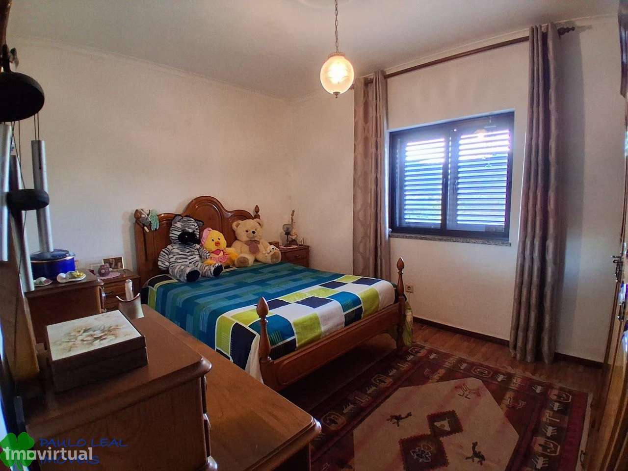 moradia 4 frentes em lote 900 m2 na trofa-7