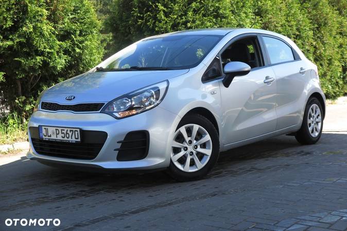 Kia Rio 1.2 Dream Team Edition - 3