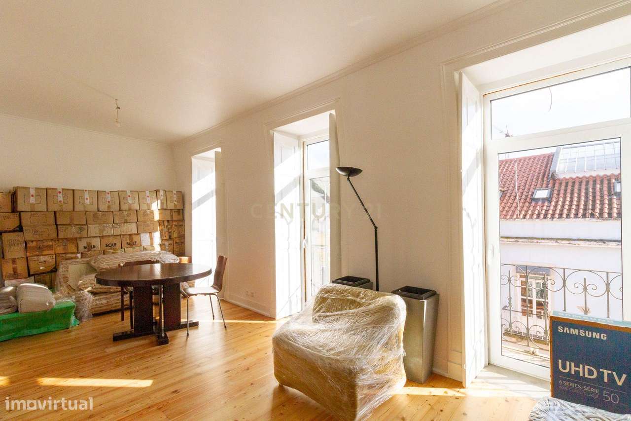 Apartamento remodelado em prédio com elevador - Grande imagem: 5/27