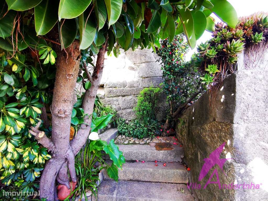 Moradia em pedra para recuperar e terreno para 2 moradias - 2 km da... - Grande imagem: 5/20