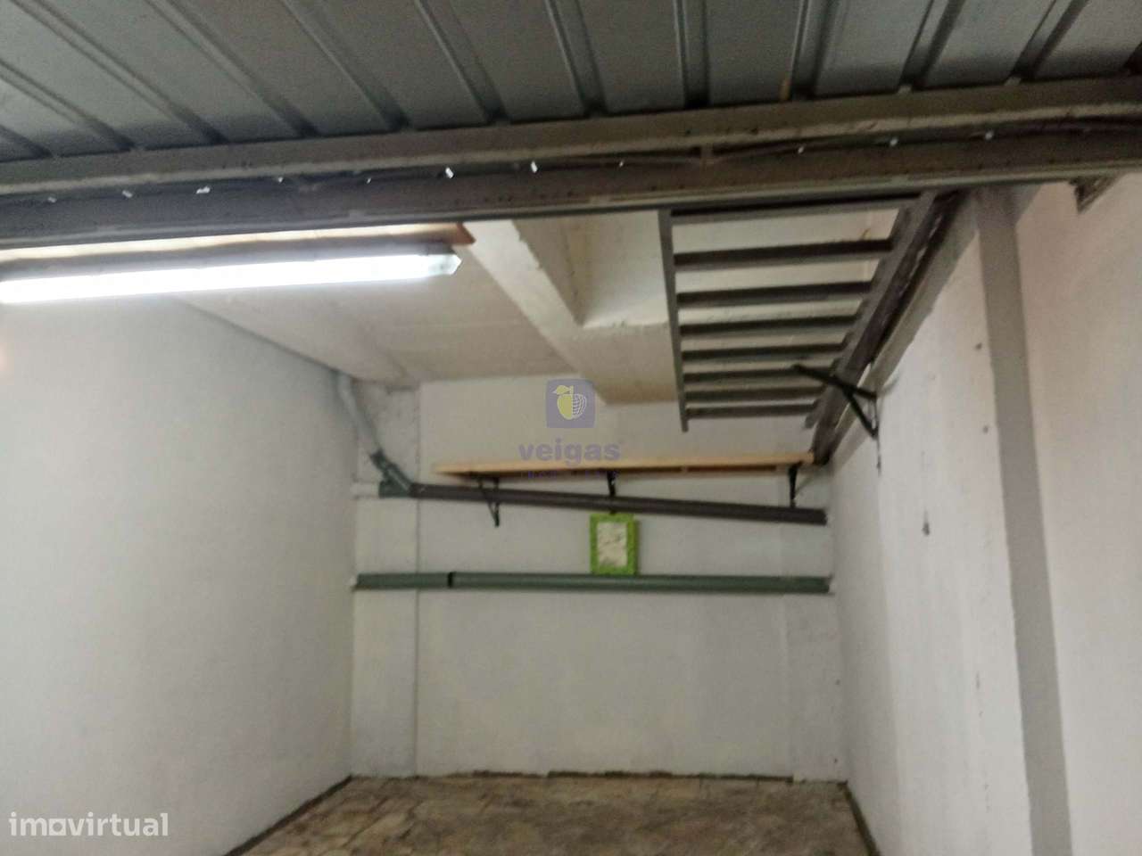 Garagem Box em Fitares - Valor Negociável-9