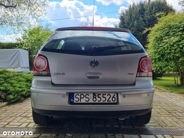 Volkswagen Polo - 4