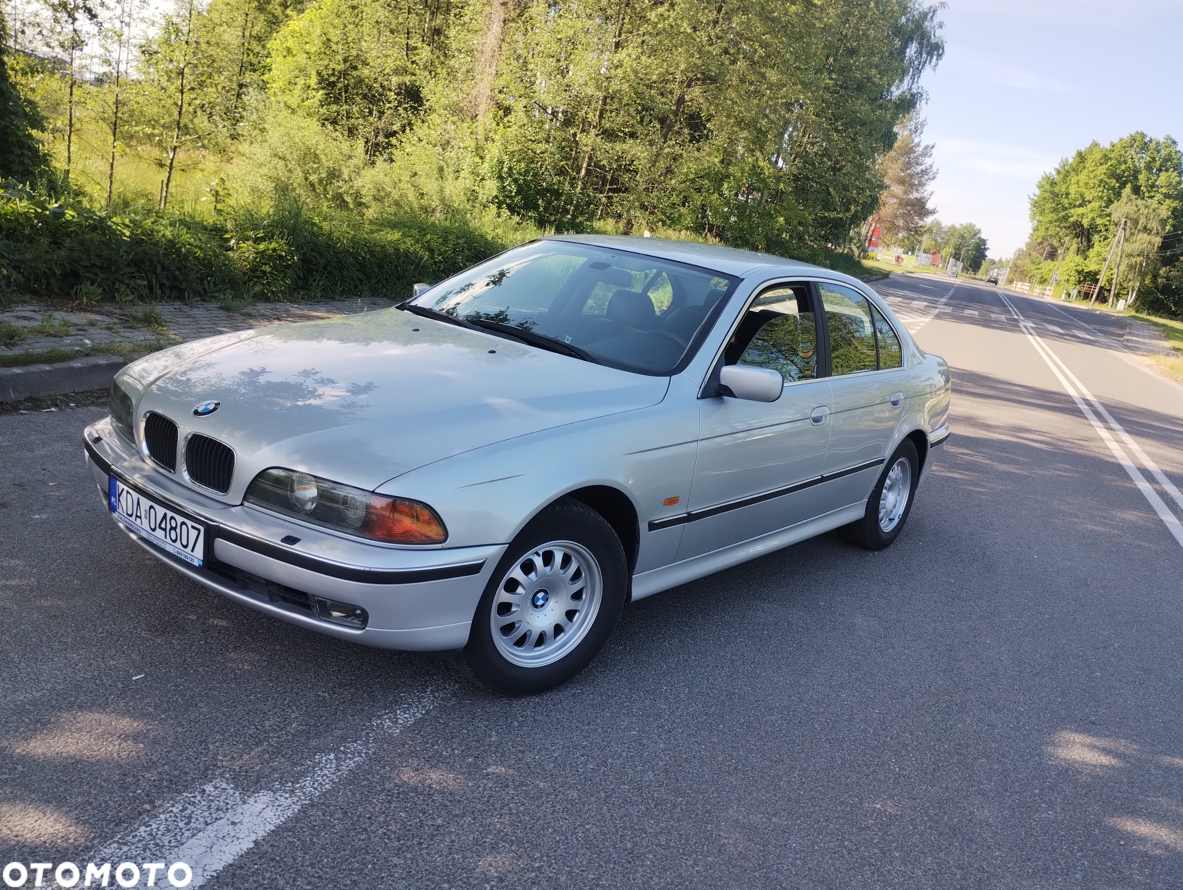 BMW Seria 5 520i - 4