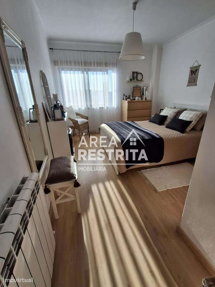 Apartamento T2 com elevador e parqueamento nos Fidalguinhos - Grande imagem: 5/15