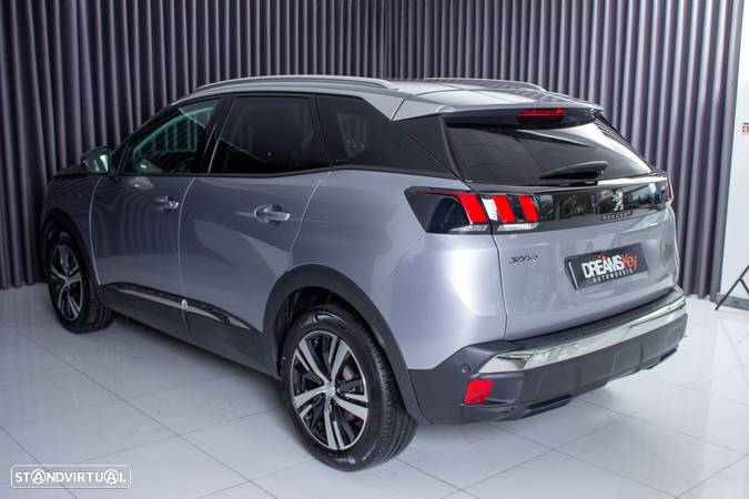 Peugeot 3008 1.2 PureTech Allure EAT8 - 19