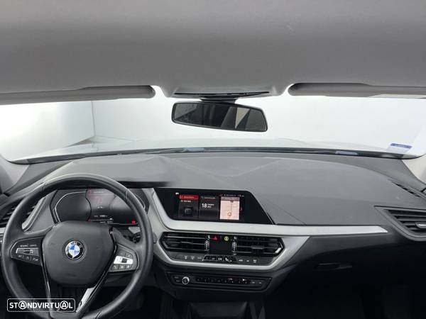 BMW 118 i Auto - 10