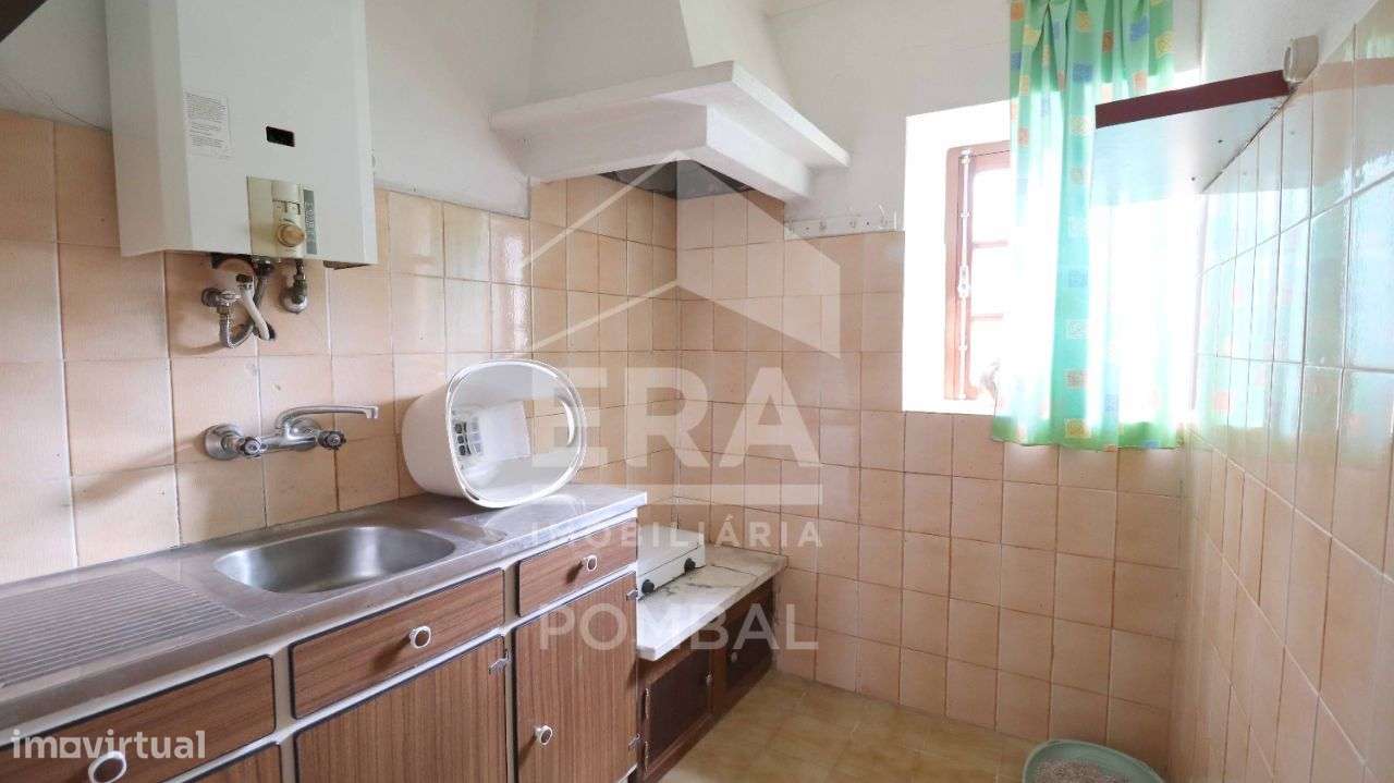 Moradia T4 inseridas num terreno com 27.495m2-17