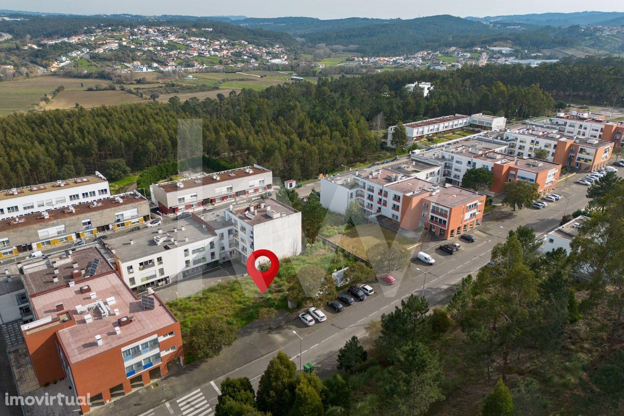 Lote de Terreno para Construção de Prédio em Varandas de Vale de Lobos