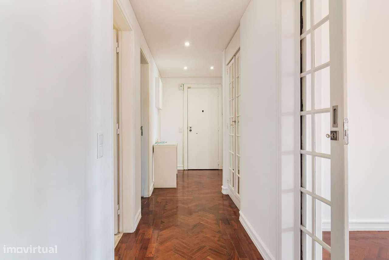 Apartamento T4 com varanda, Amoreiras, Lisboa - Grande imagem: 4/25